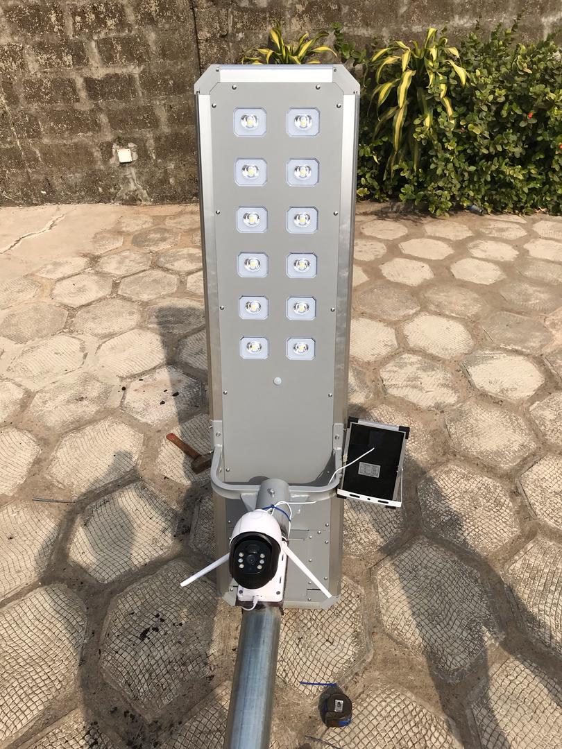 OUTDOOR SECURITY LIGHT AND CAMERA