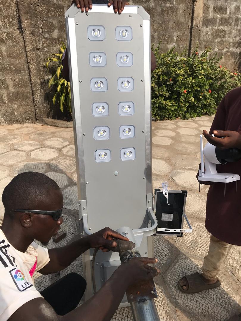 OUTDOOR SECURITY LIGHT AND CAMERA